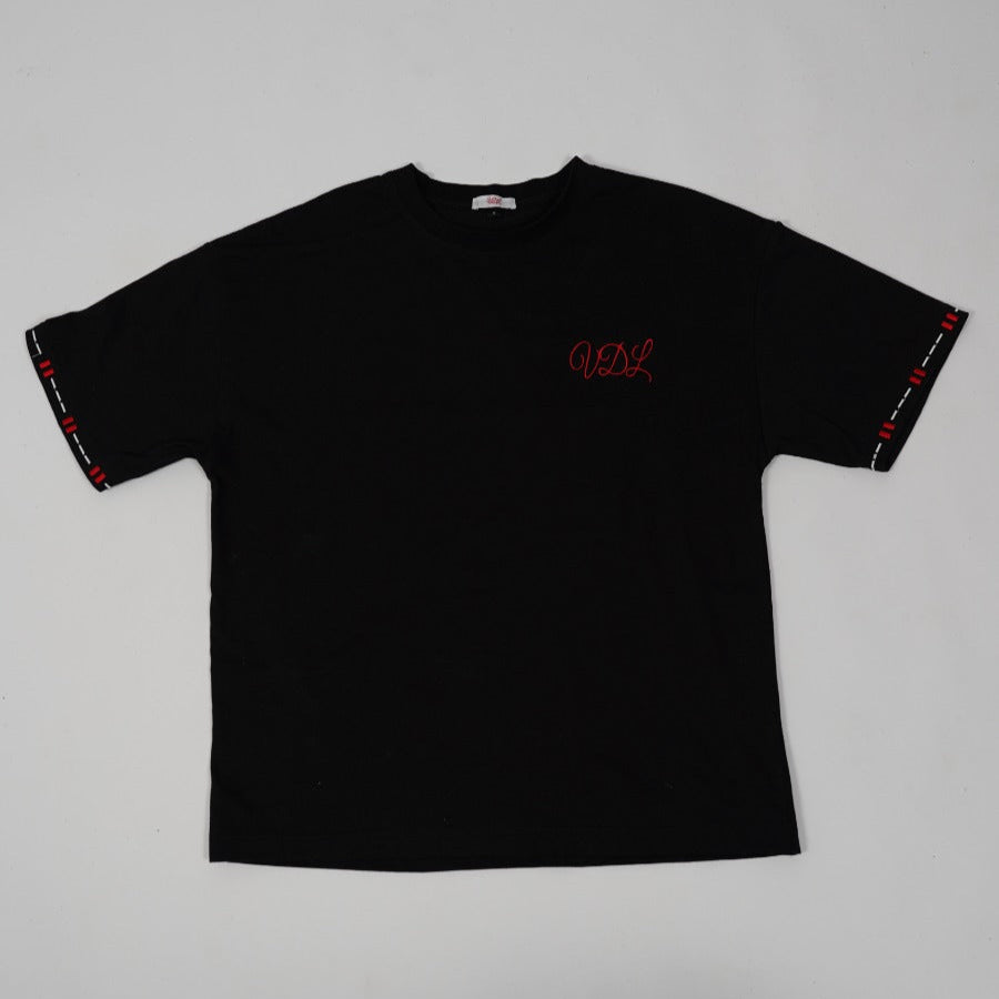 VDL Signature Black Tee – Red Edition